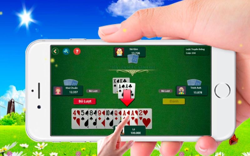 Chơi game bài trực tuyến dễ dàng